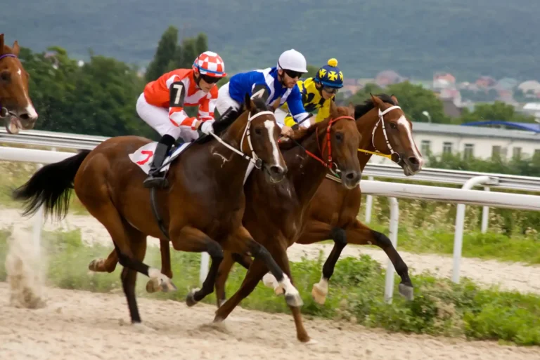 Mastering Horse Racing Betting: Expert Tips & Strategies